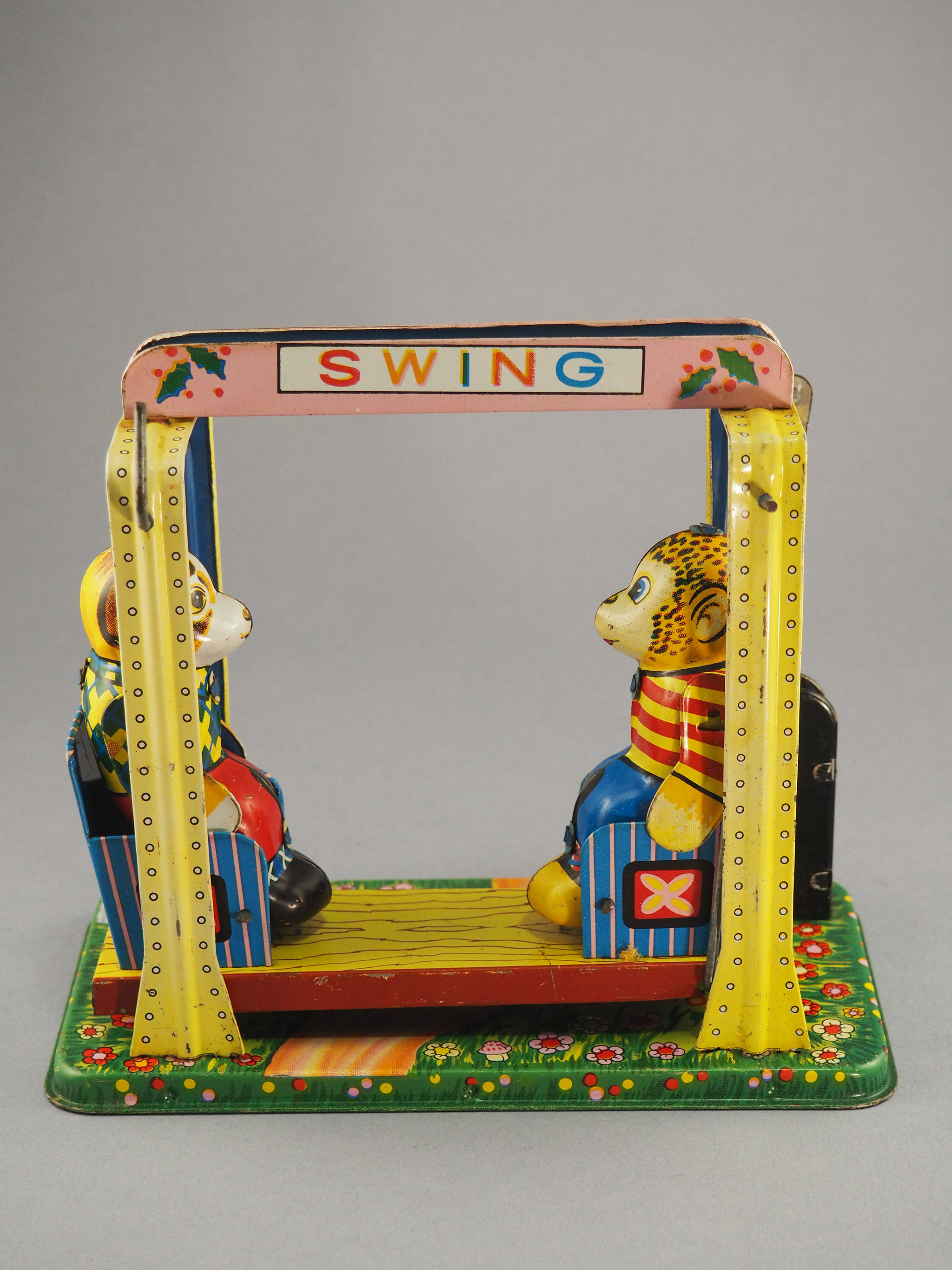 Playful Animal Swing photo 1