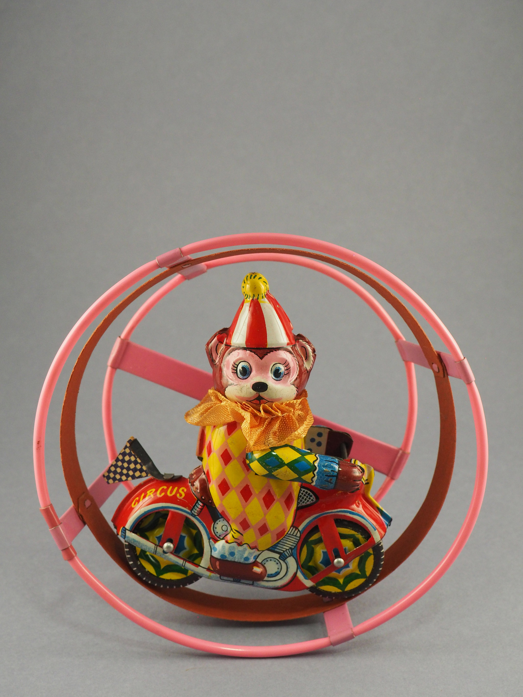 Roly Poly Cycling Monkey photo 1