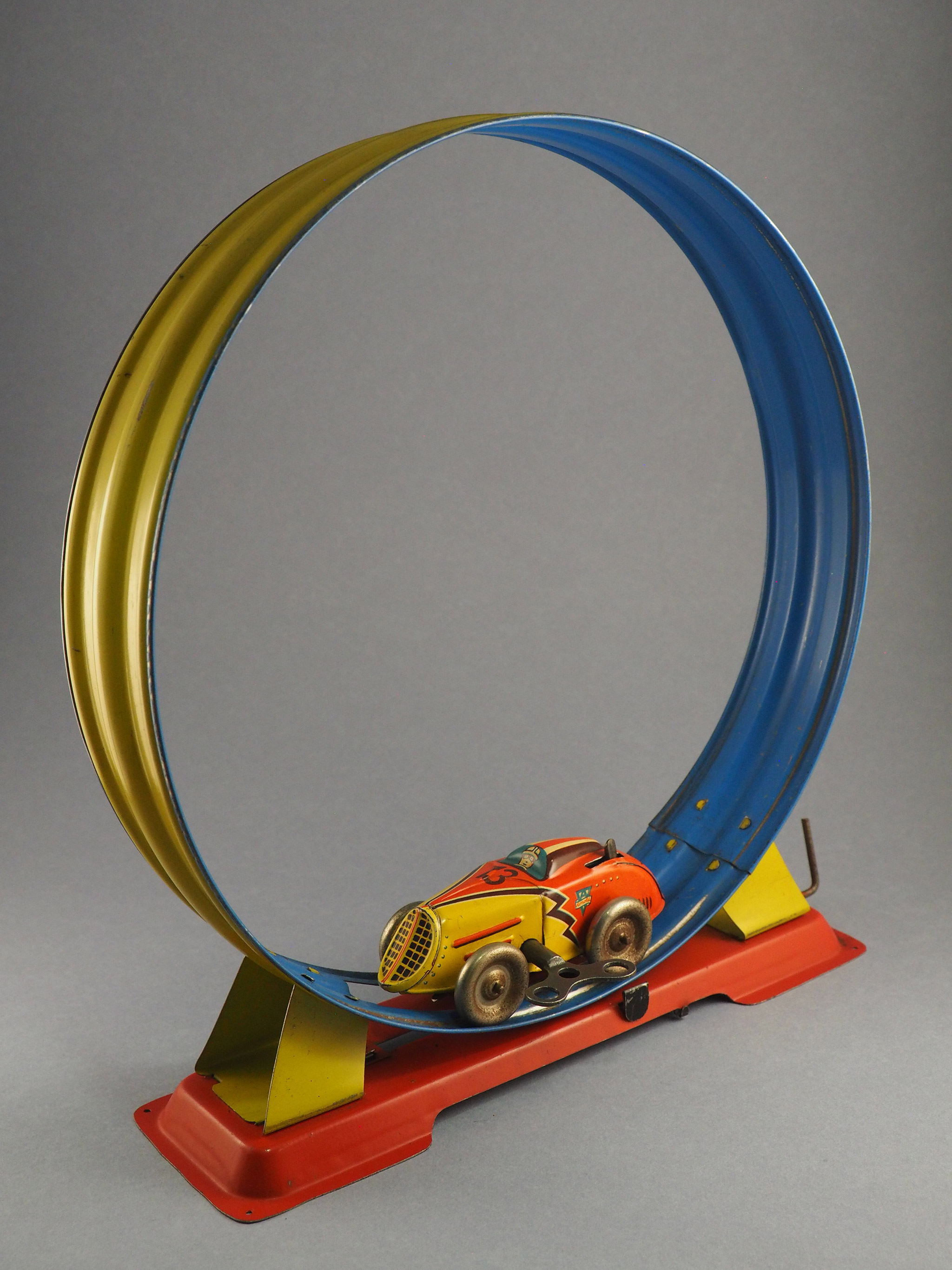 Devis Wheel with Car photo 2