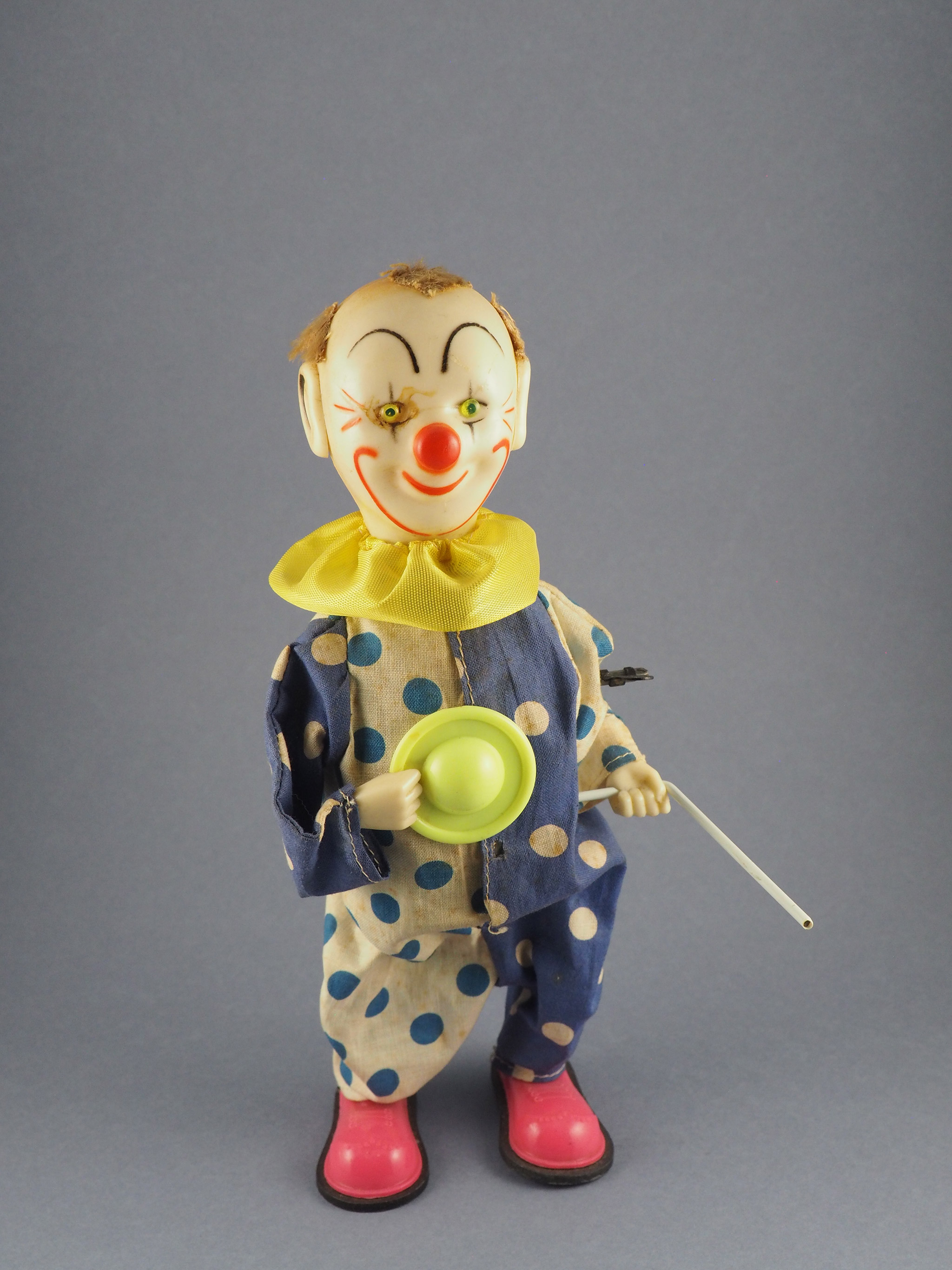 Payaso circo com baston photo 2
