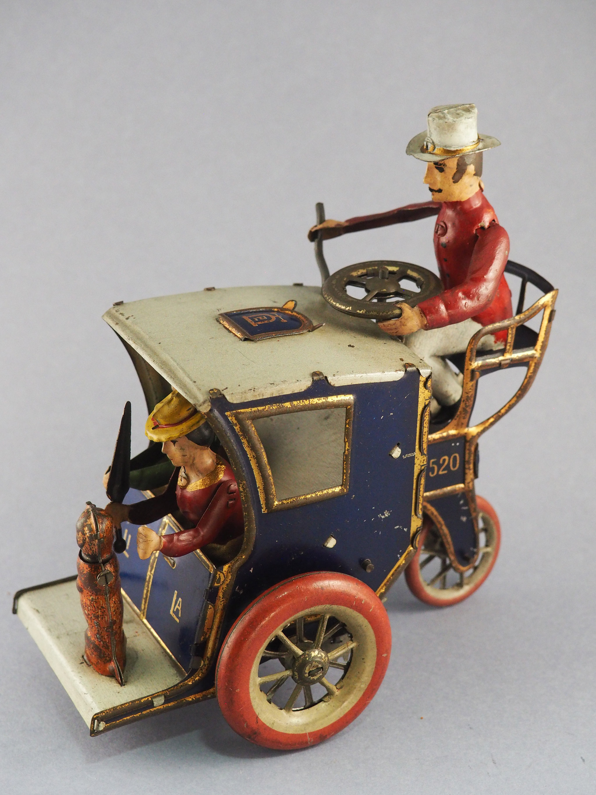LI LA HAMSON CAB photo 3