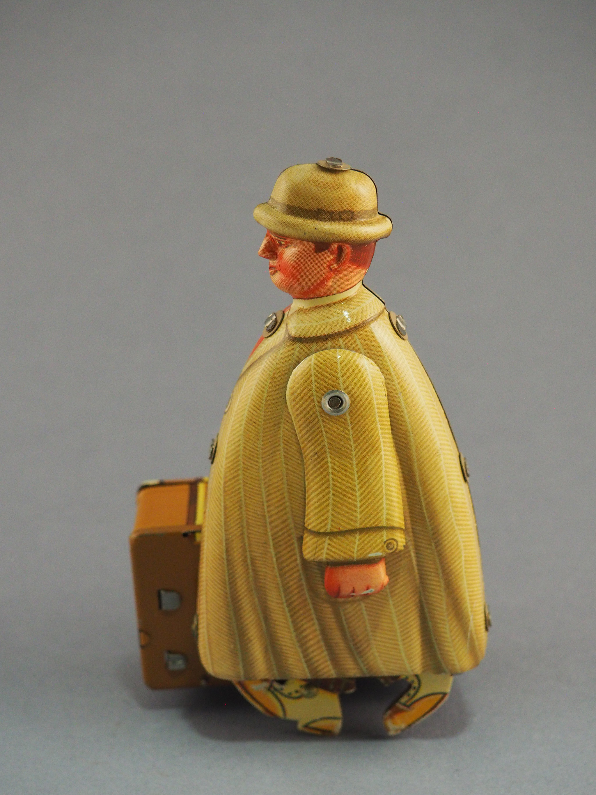 Man with Suitcase photo 2