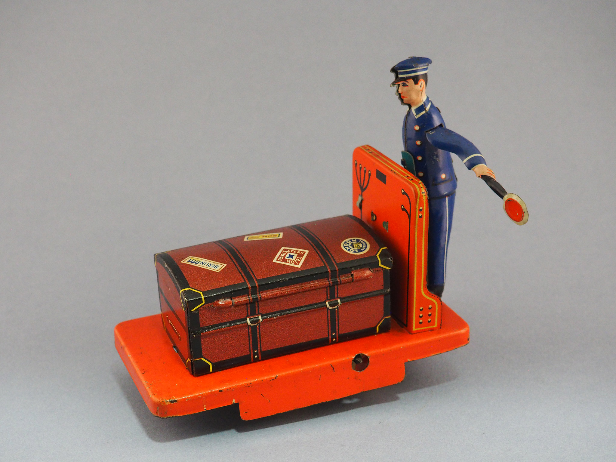 Baggage Porter photo 1