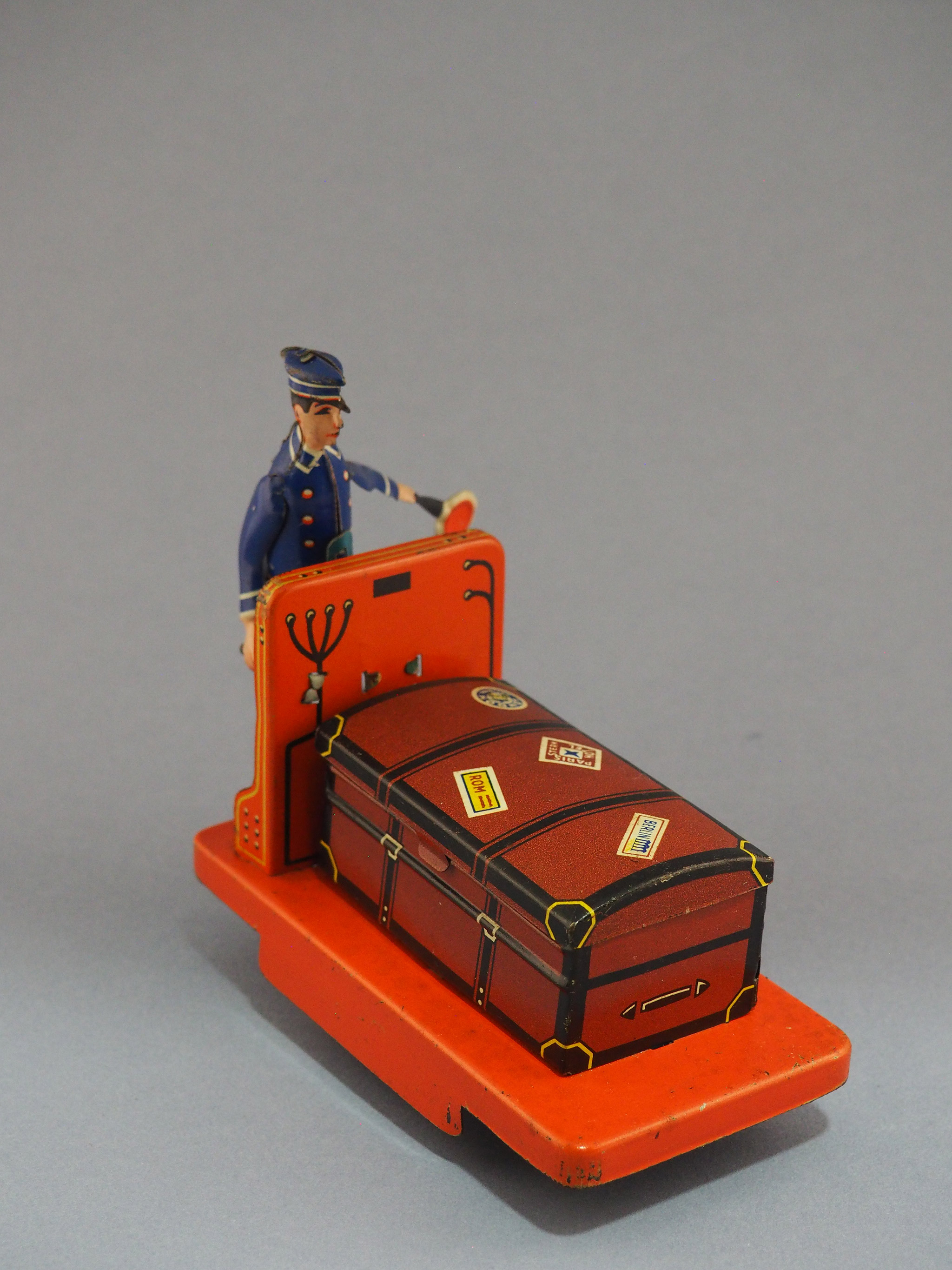 Baggage Porter photo 3