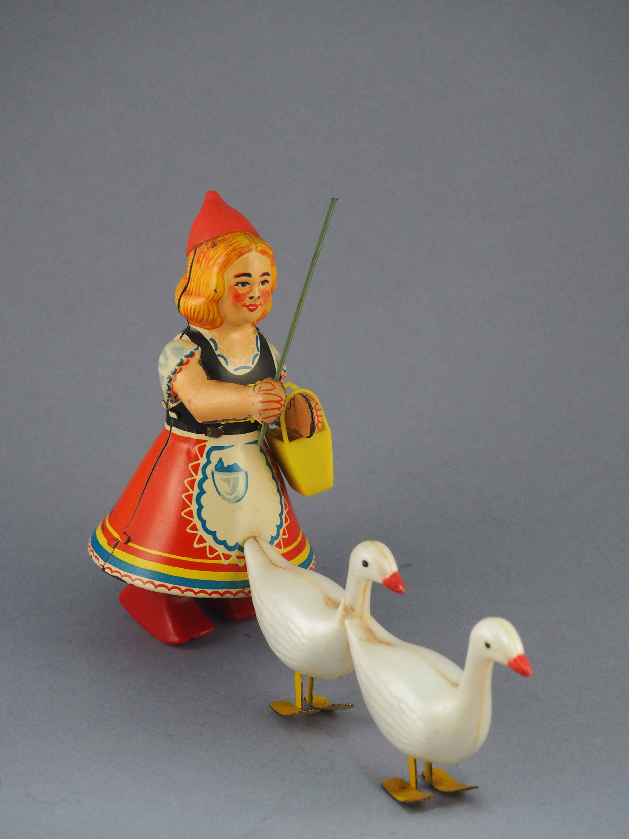 Girl with Geese photo 2
