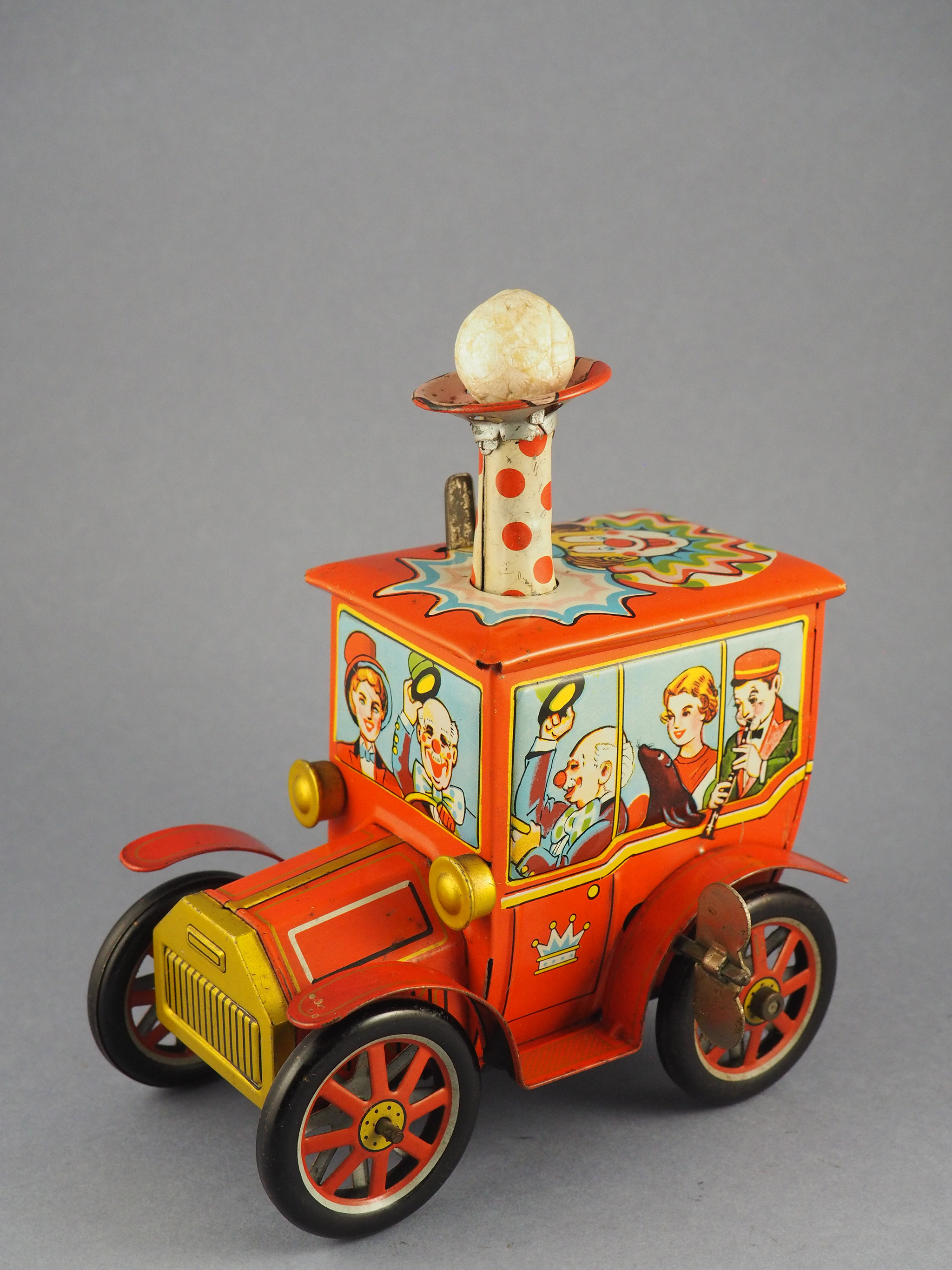 Merry Ball Blower Circus Car photo 1