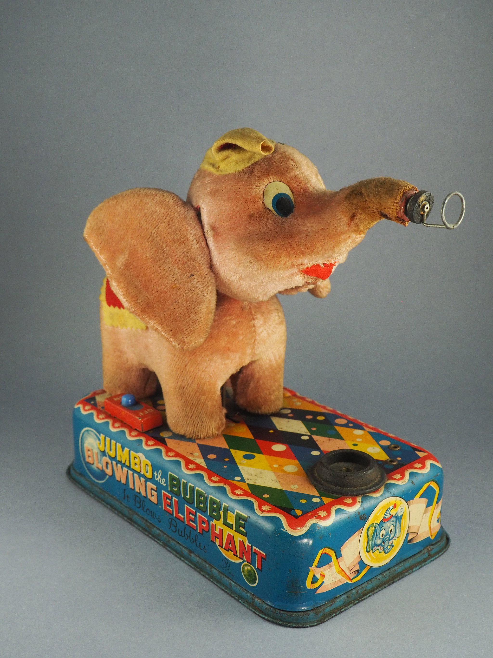 Jumbo the Bubble Blowing Elephant photo 1