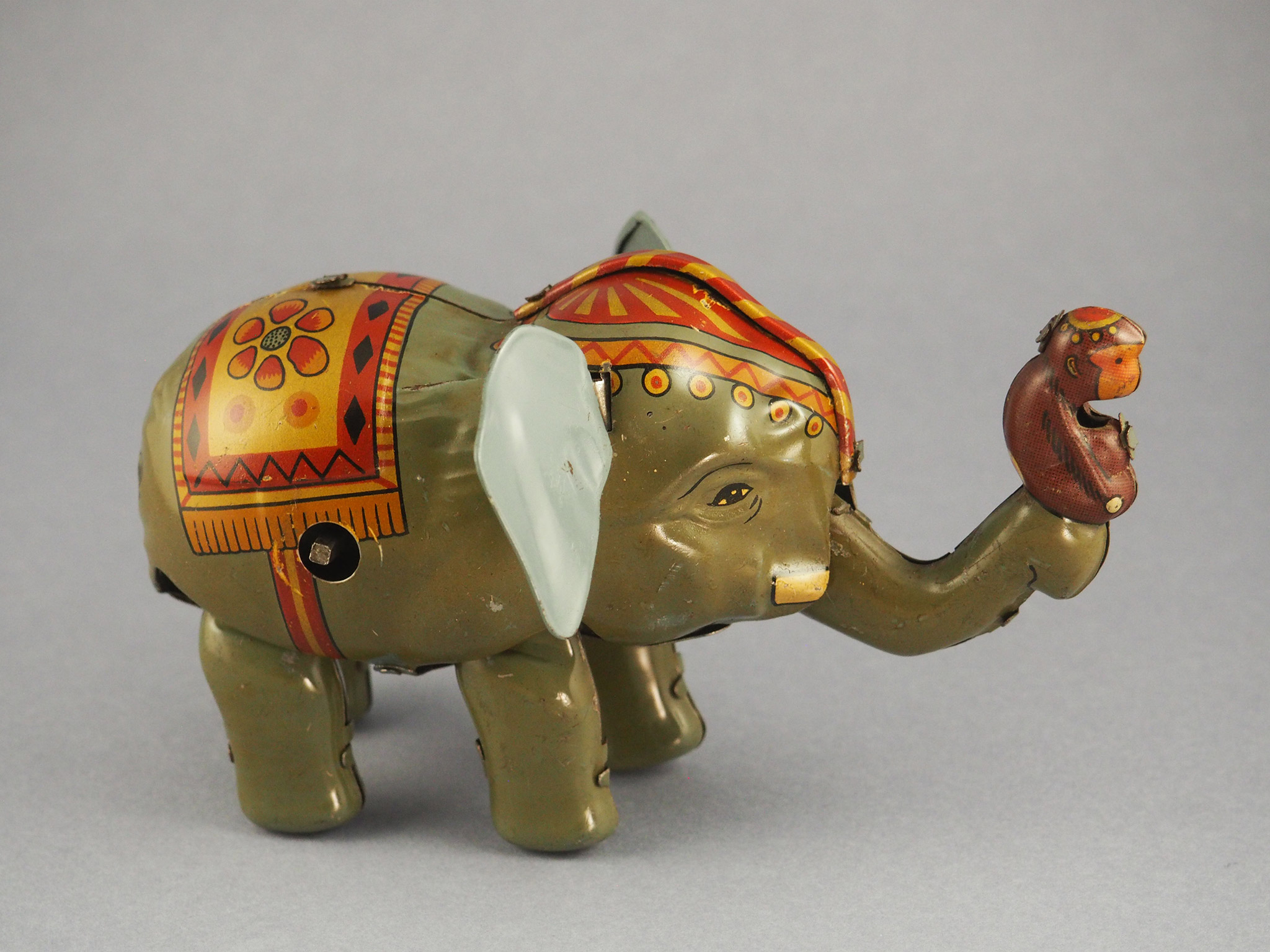 Circus Elephant with monkey photo 2