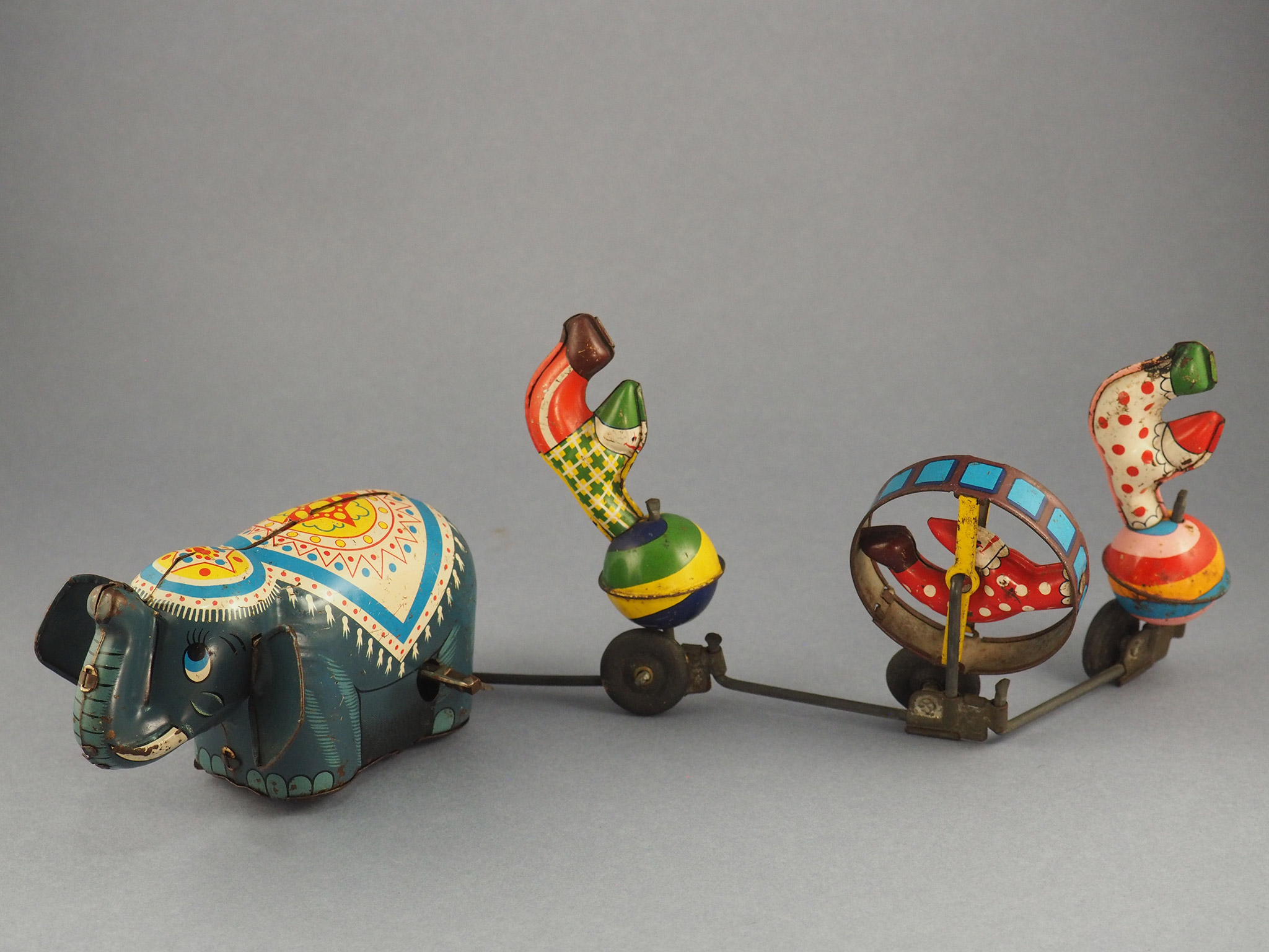 Circus Parade photo 1