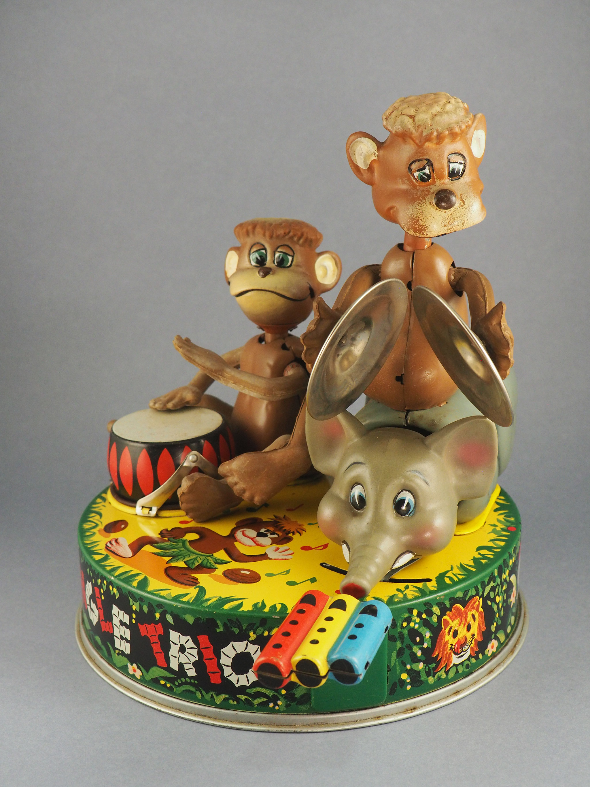 (The) Jungle Trio photo 2