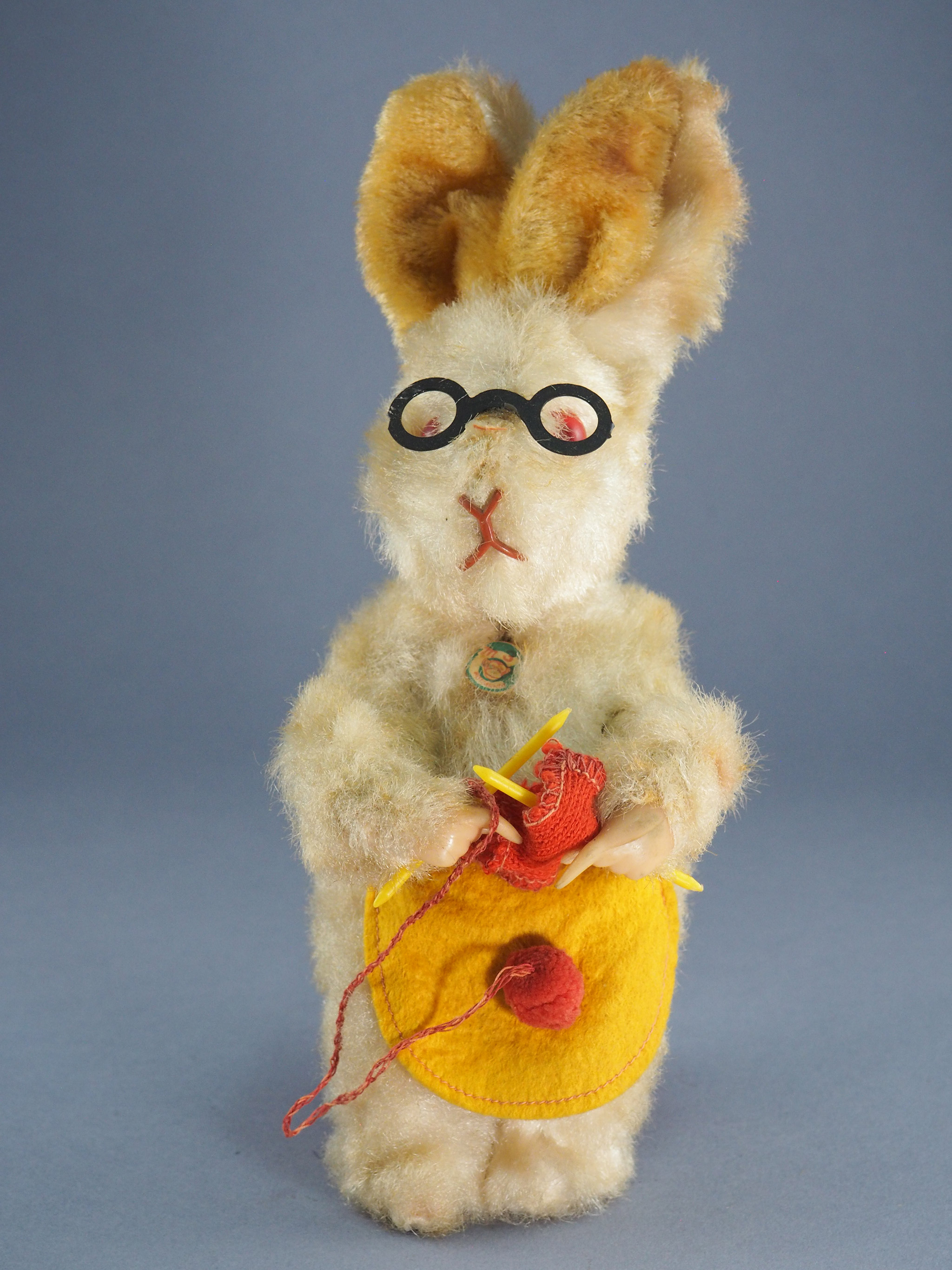 Knitting Rabbit photo 1