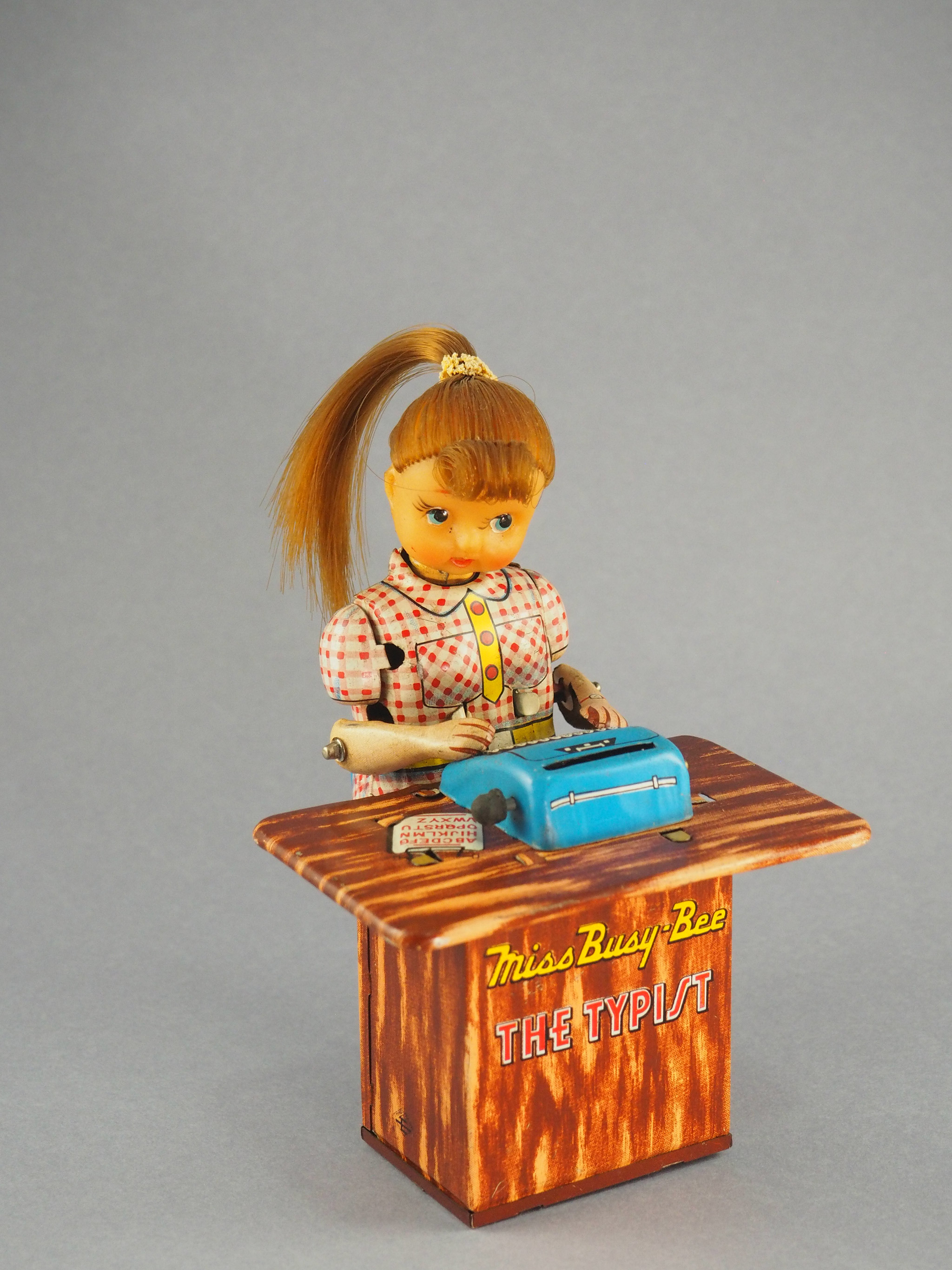 Miss Busy-Bee the Typist photo 1