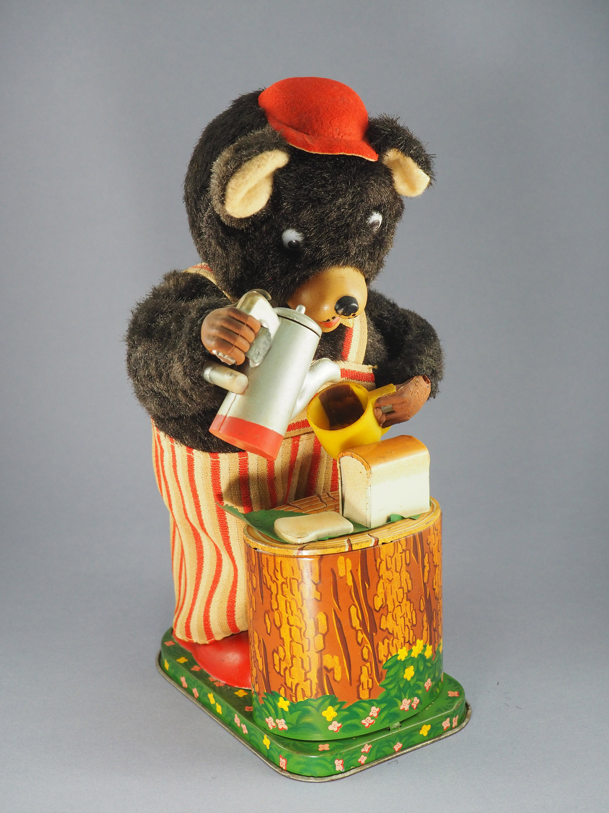 Maxwell Coffee-Loving Bear photo 2