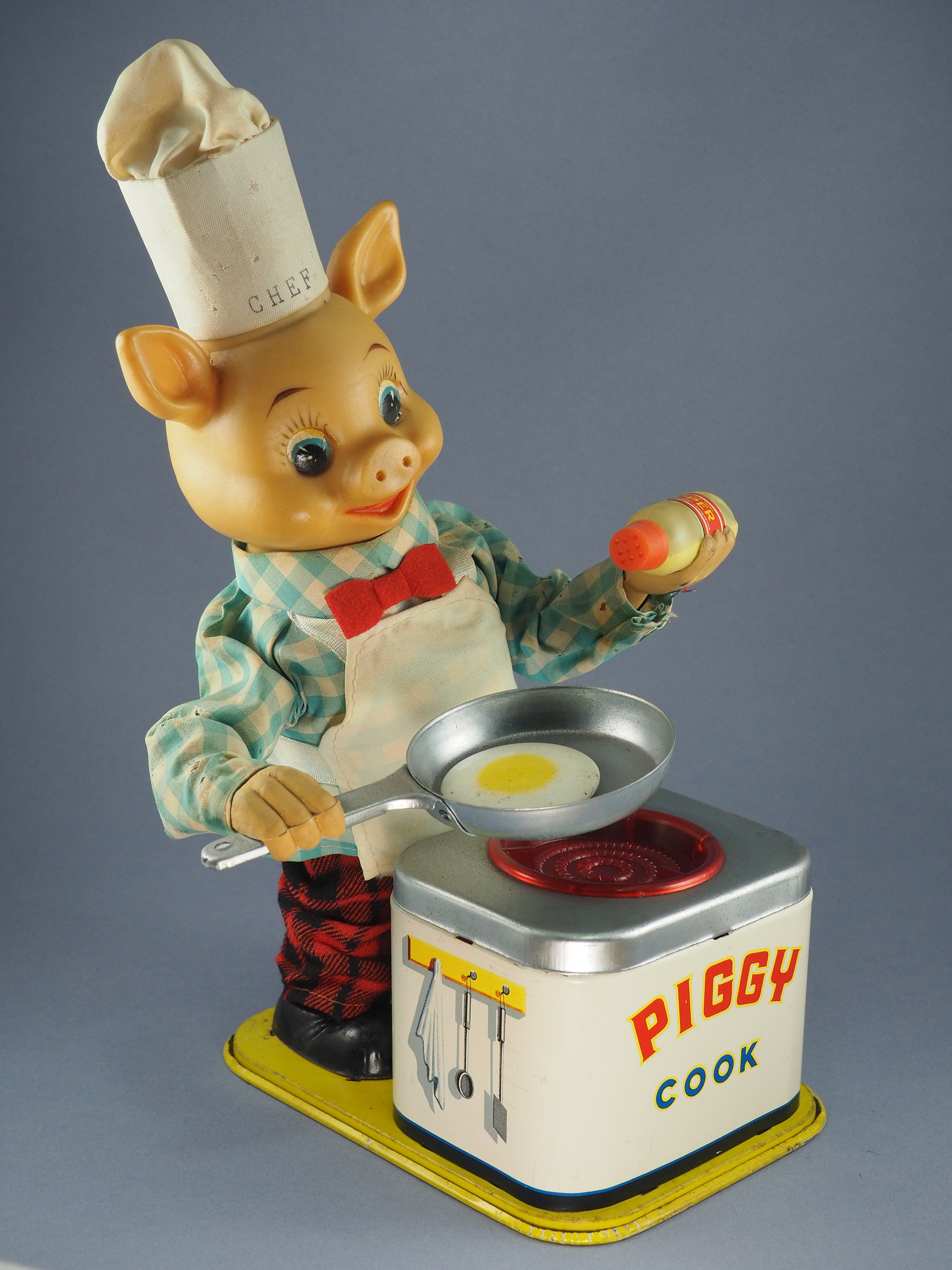 Piggy Cook photo 1