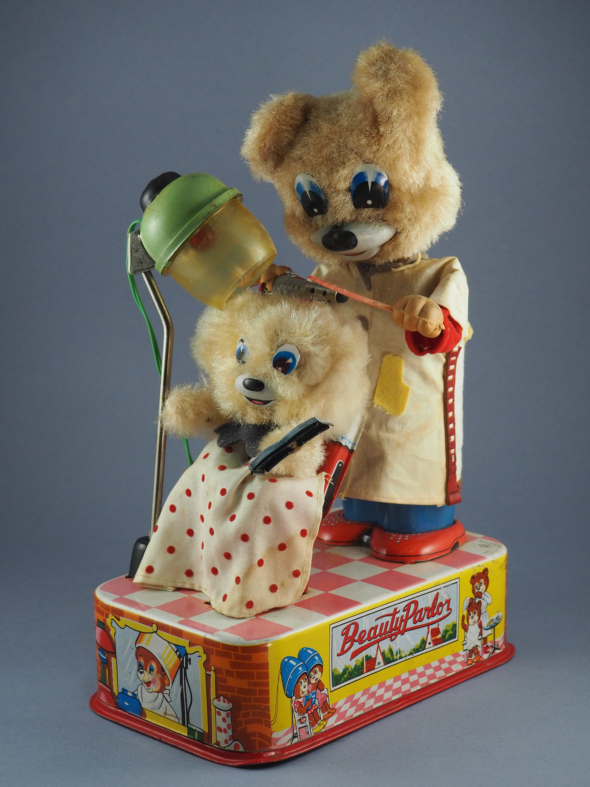 Beauty Parlor Bear with Lighted Dryer Stand photo 2