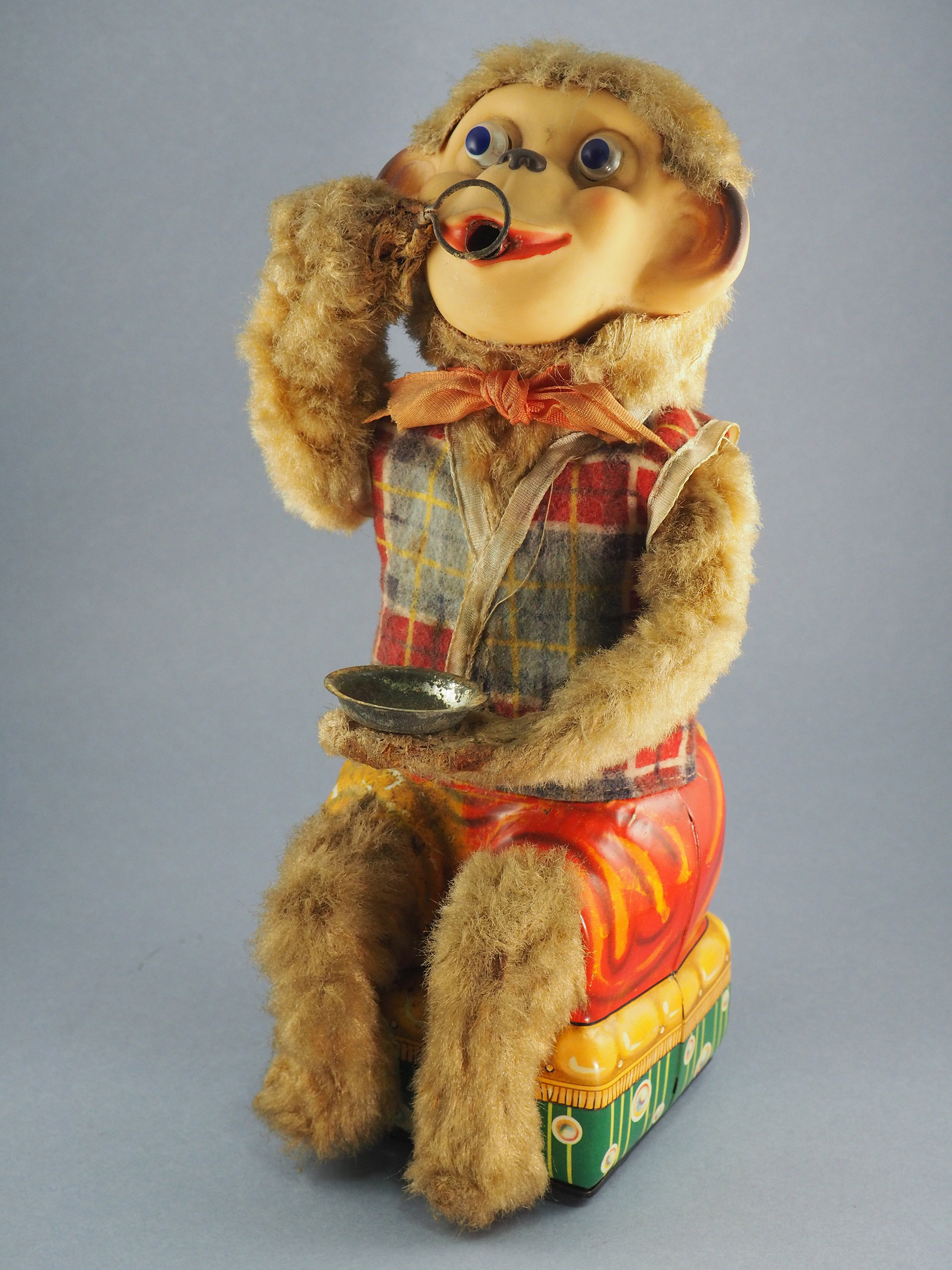 Bubble Blowing Monkey photo 2