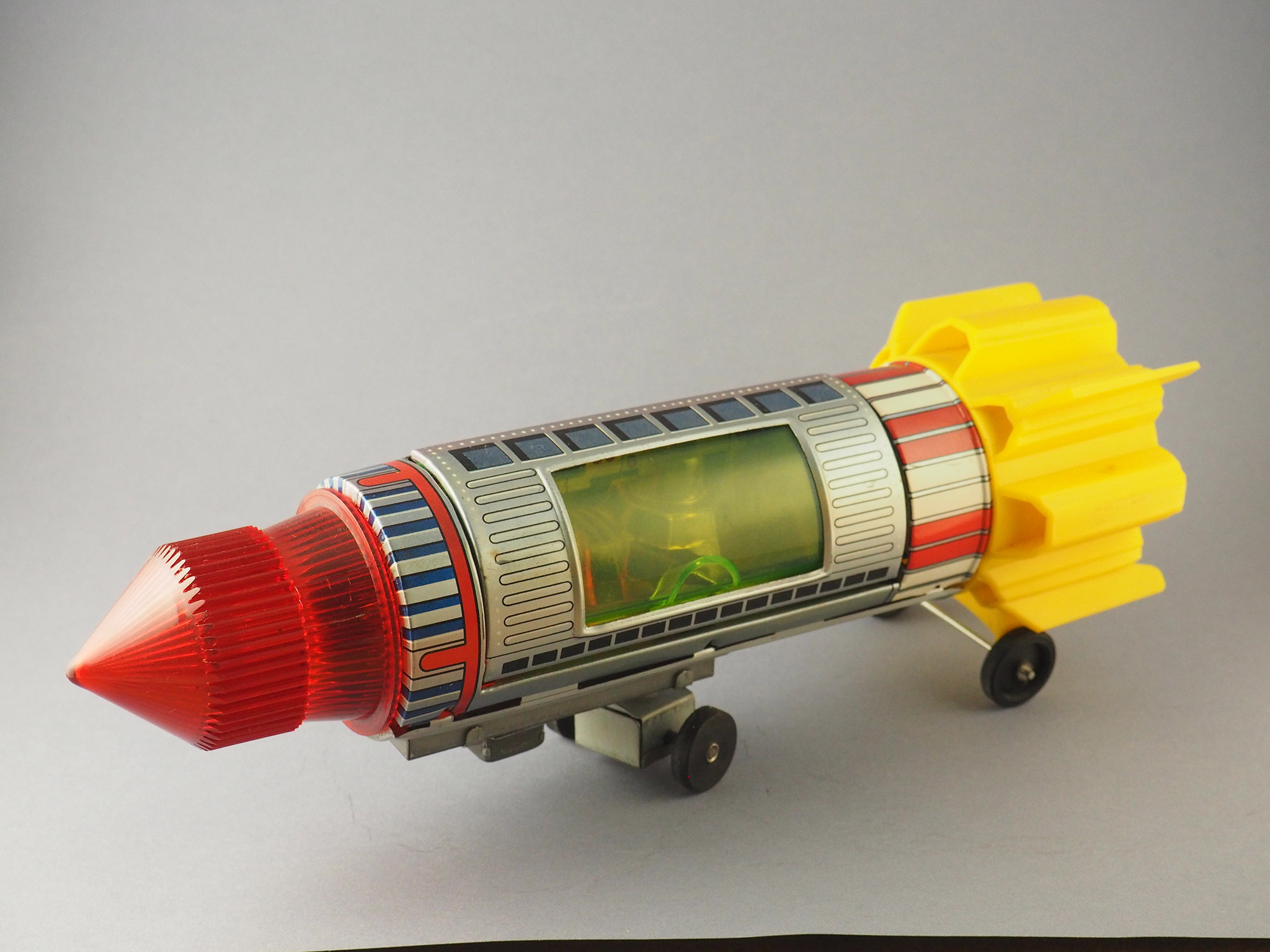 Space Rocket Saturn-X5 photo 3