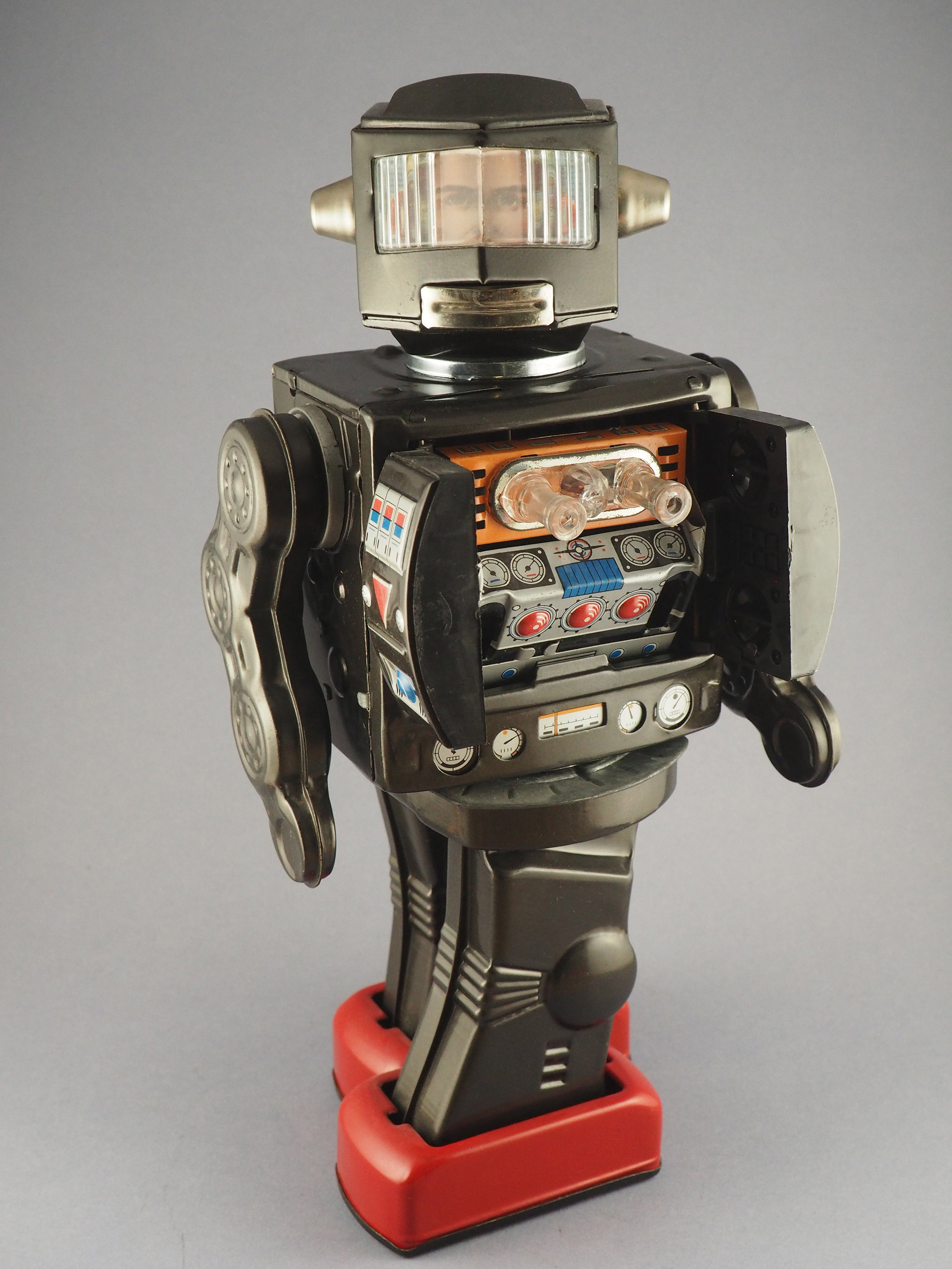 Rotate-O-Matic Super Astronaut photo 1