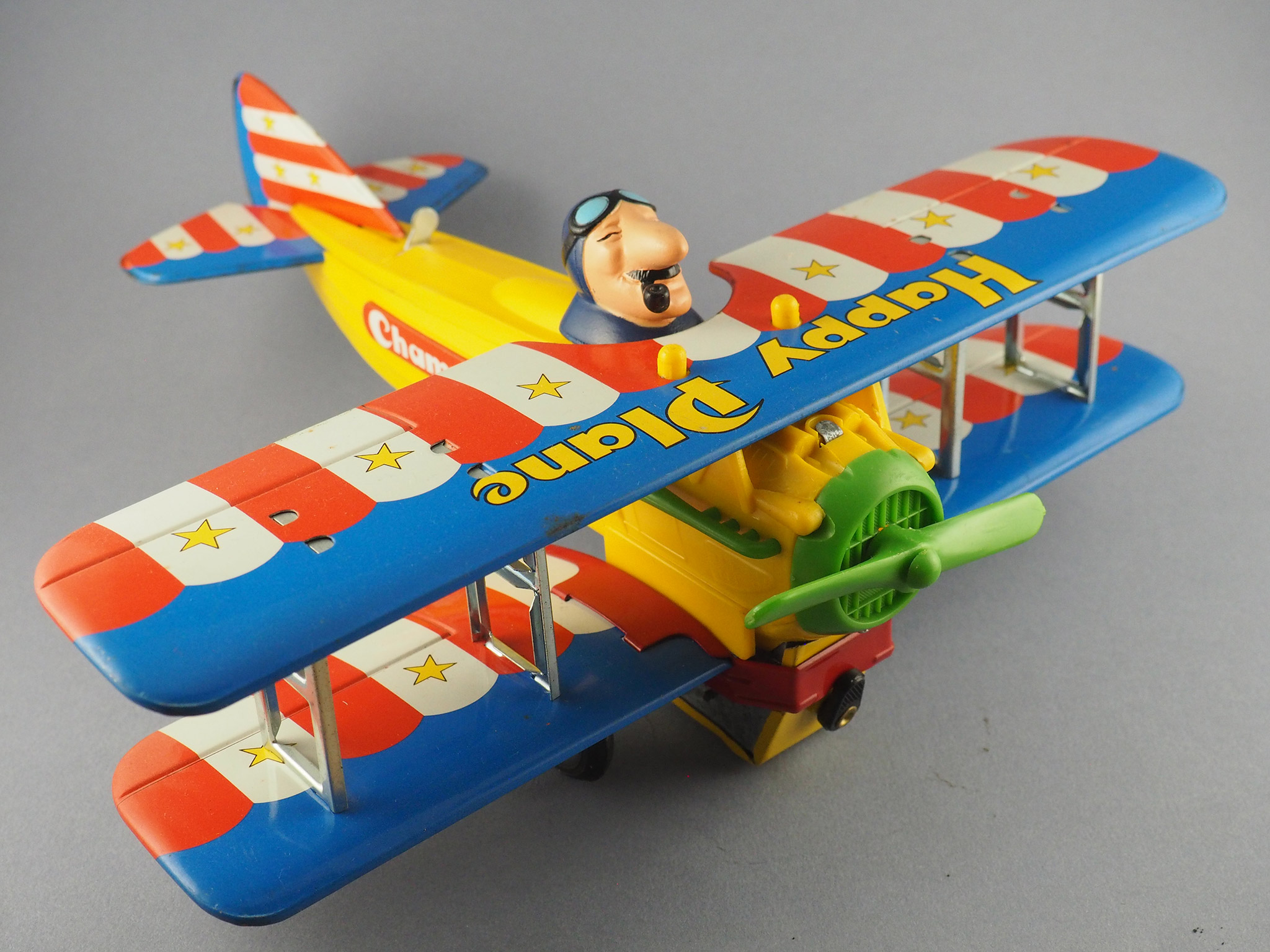 Happy Plane photo 1