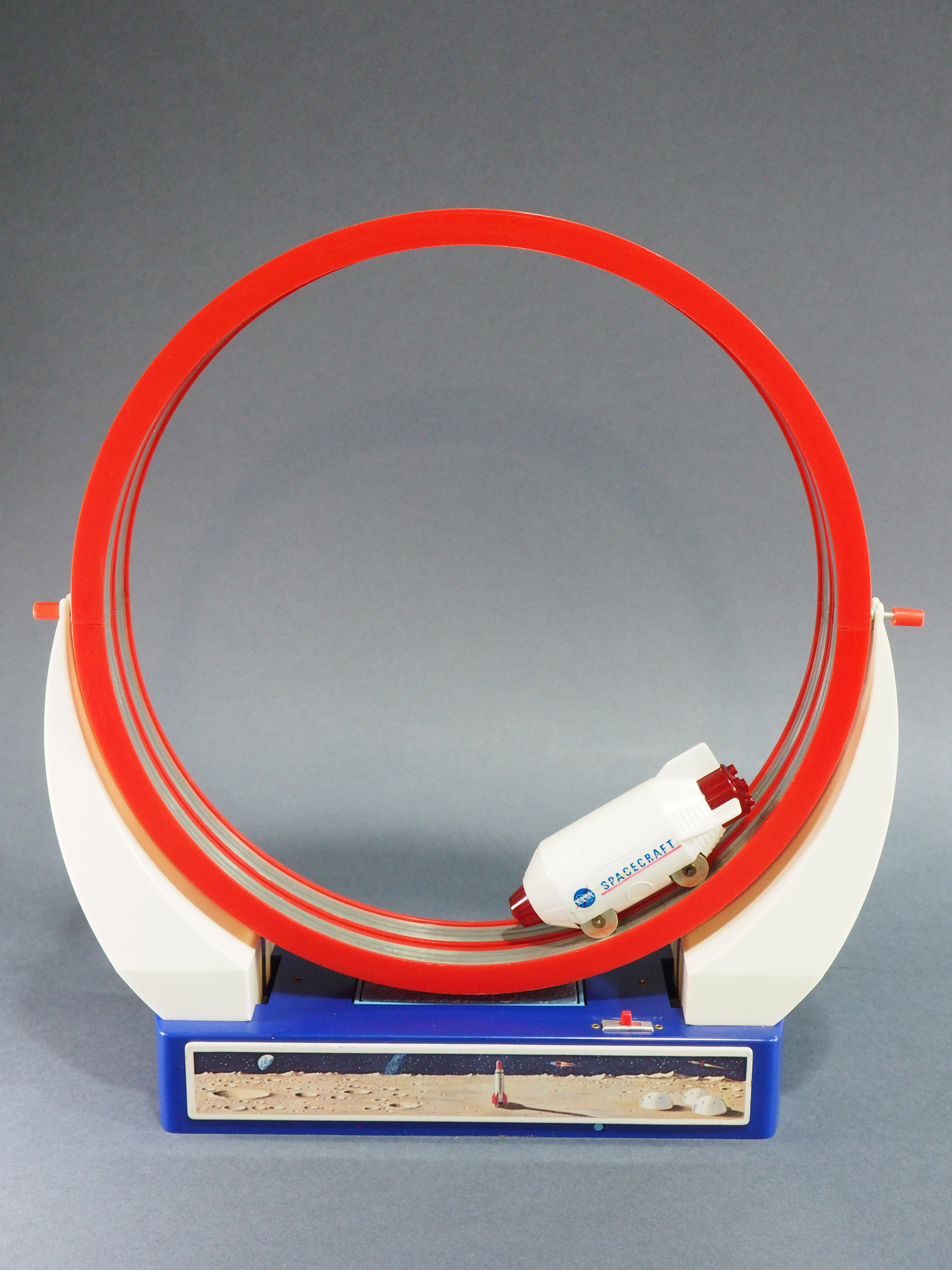 Lunar Loop Swinging and Orbiting Action photo 1