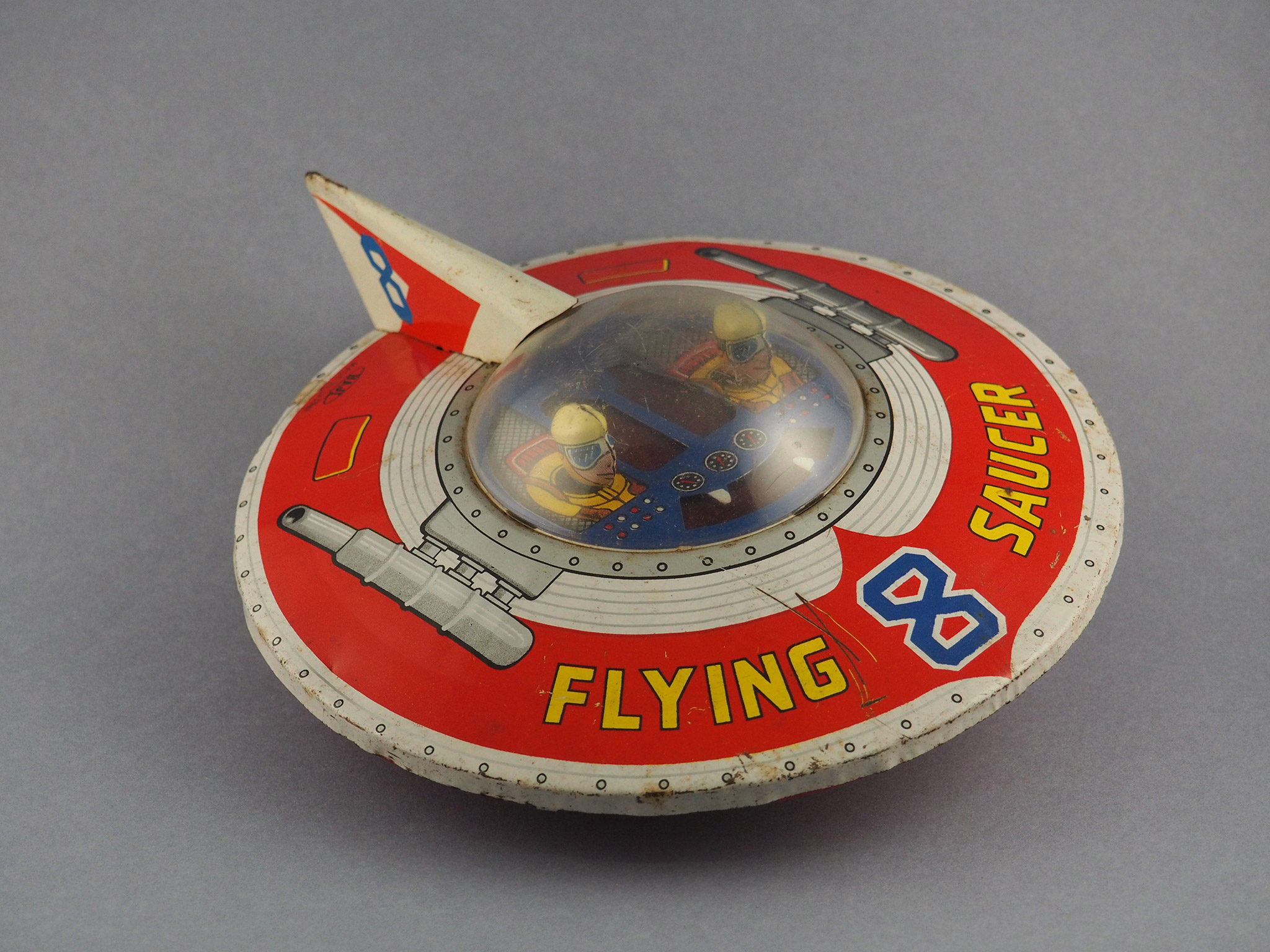 Flying Saucer 8 photo 2