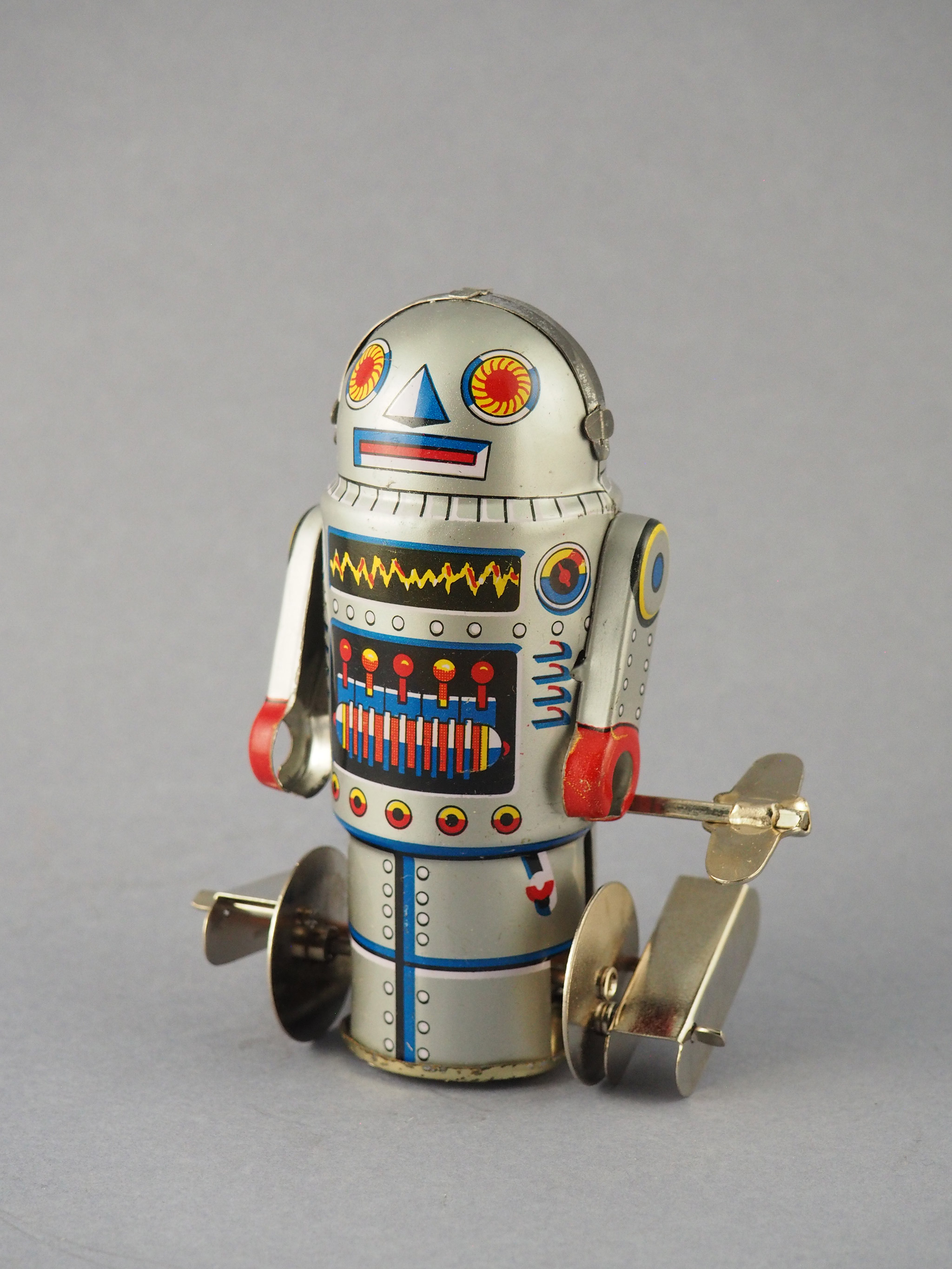 Robot-7 photo 1