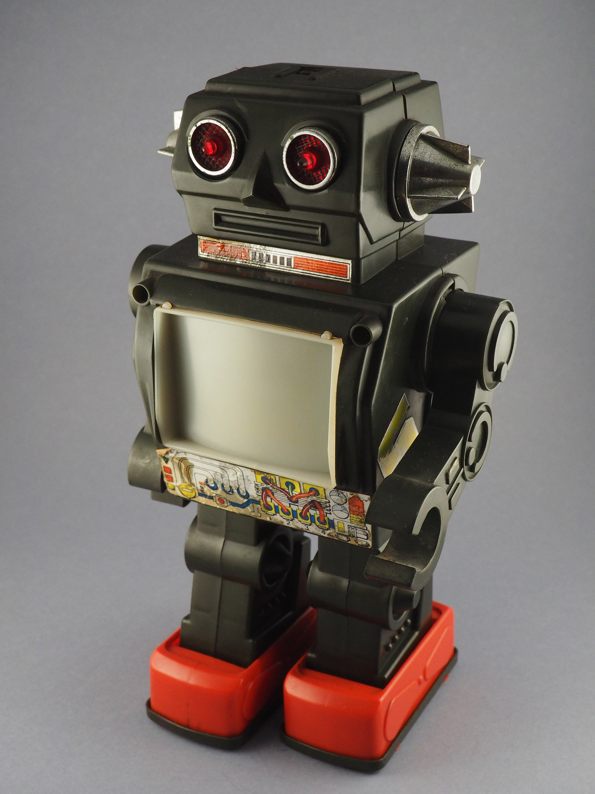 TV Robot photo 2