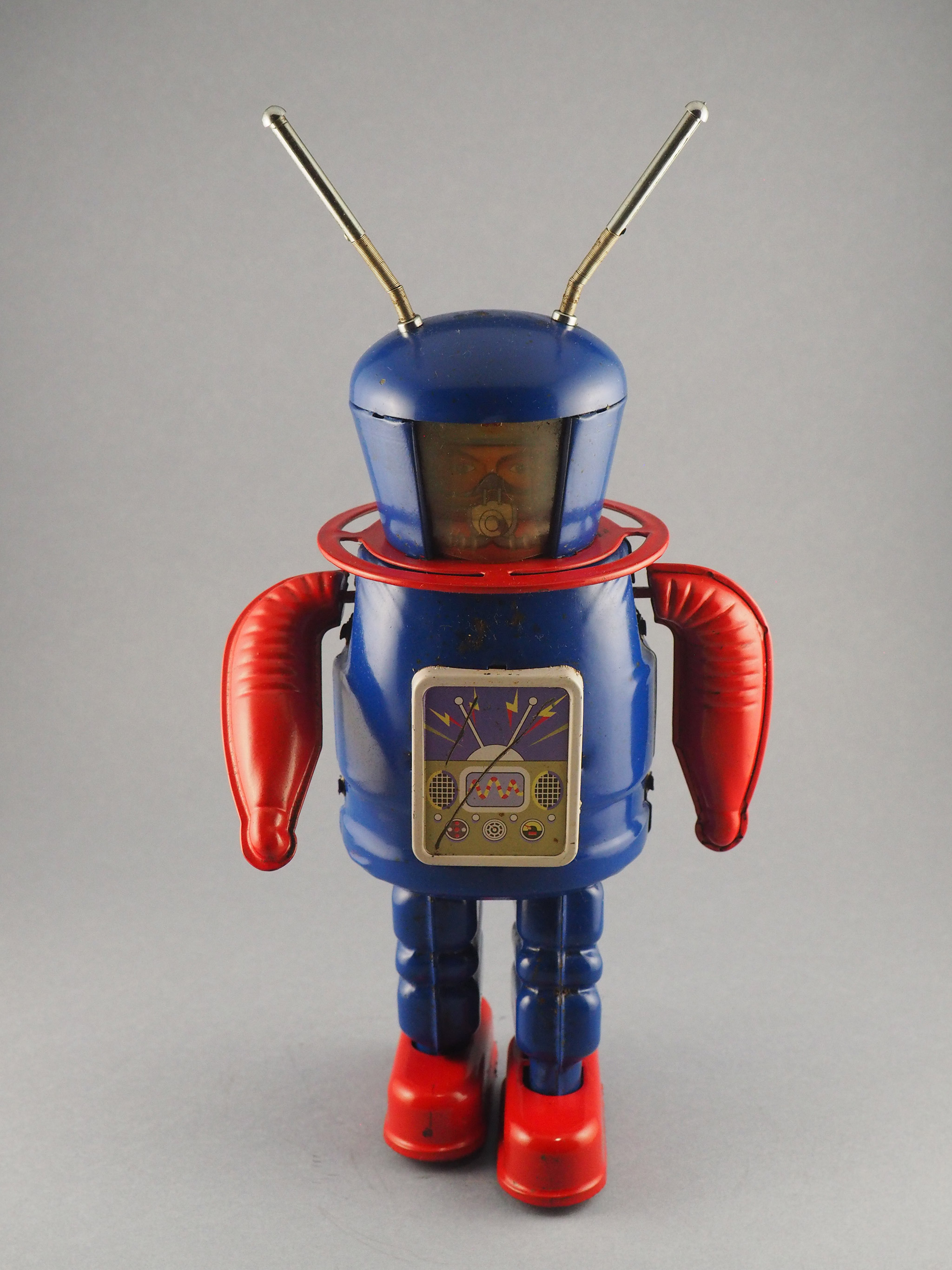 X-27 Explorer photo 1