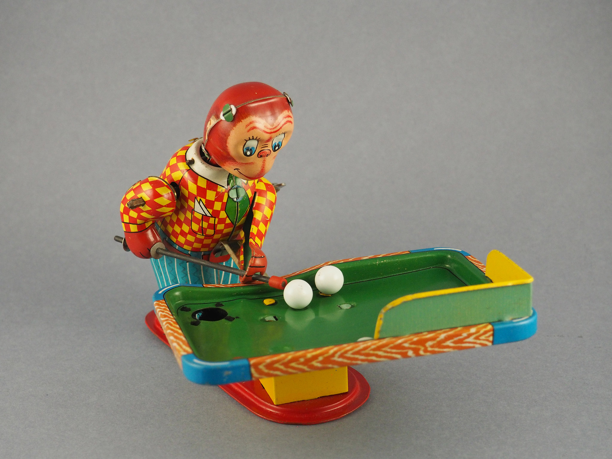 Lucky Monkey Playing Billiards photo 1