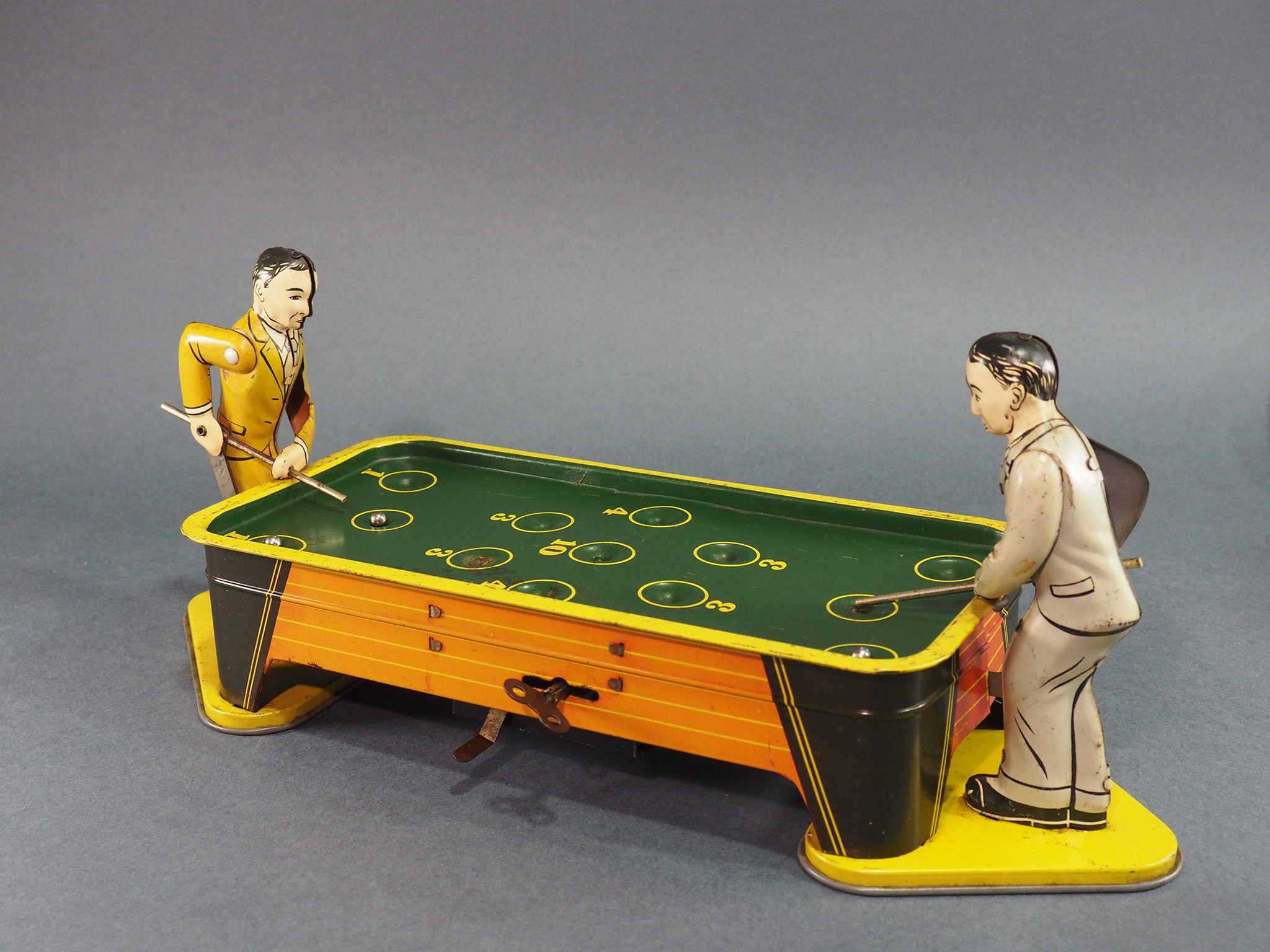 Mechanical Billiard Table photo 2