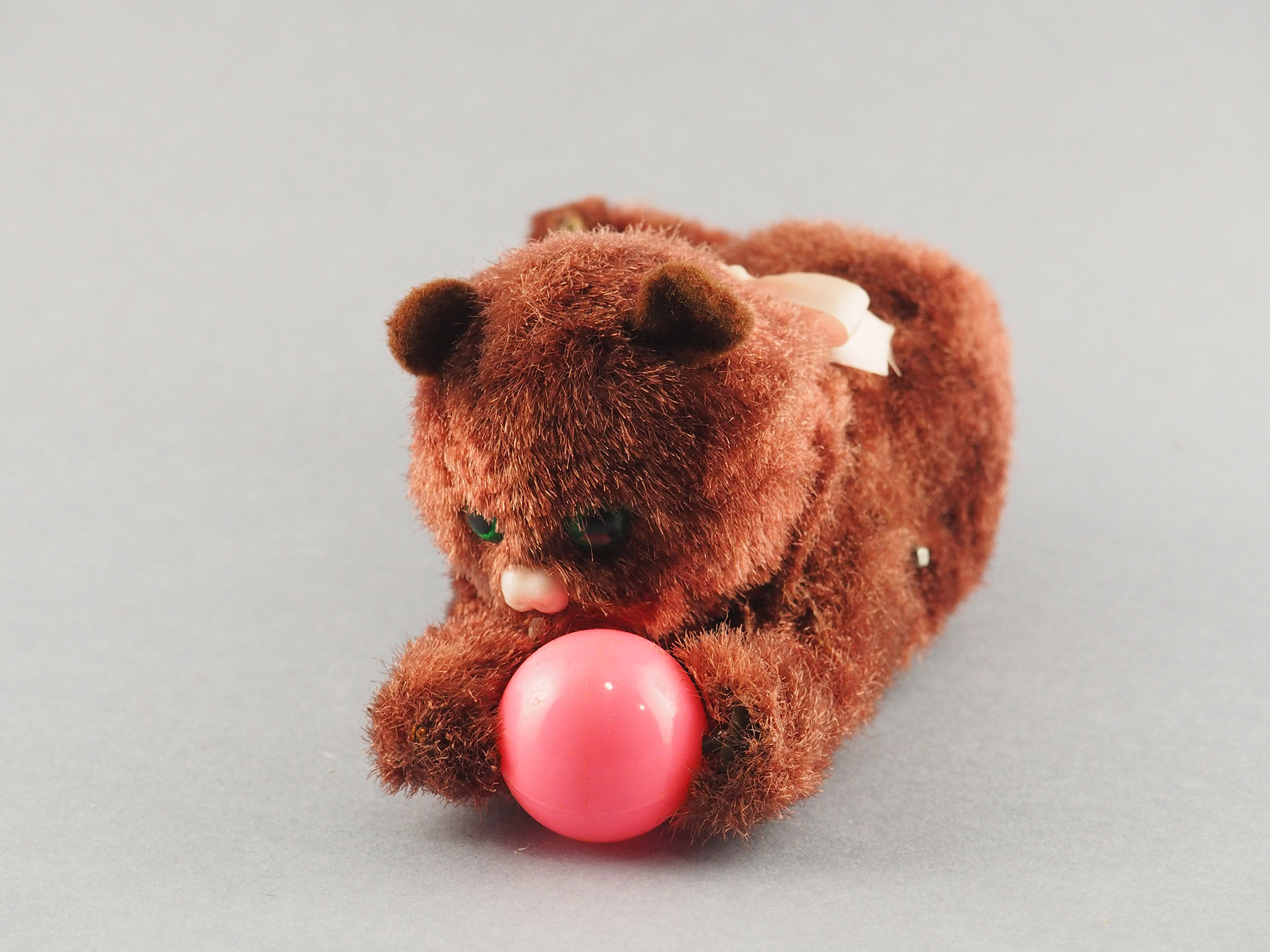 Pussy with Ball photo 2