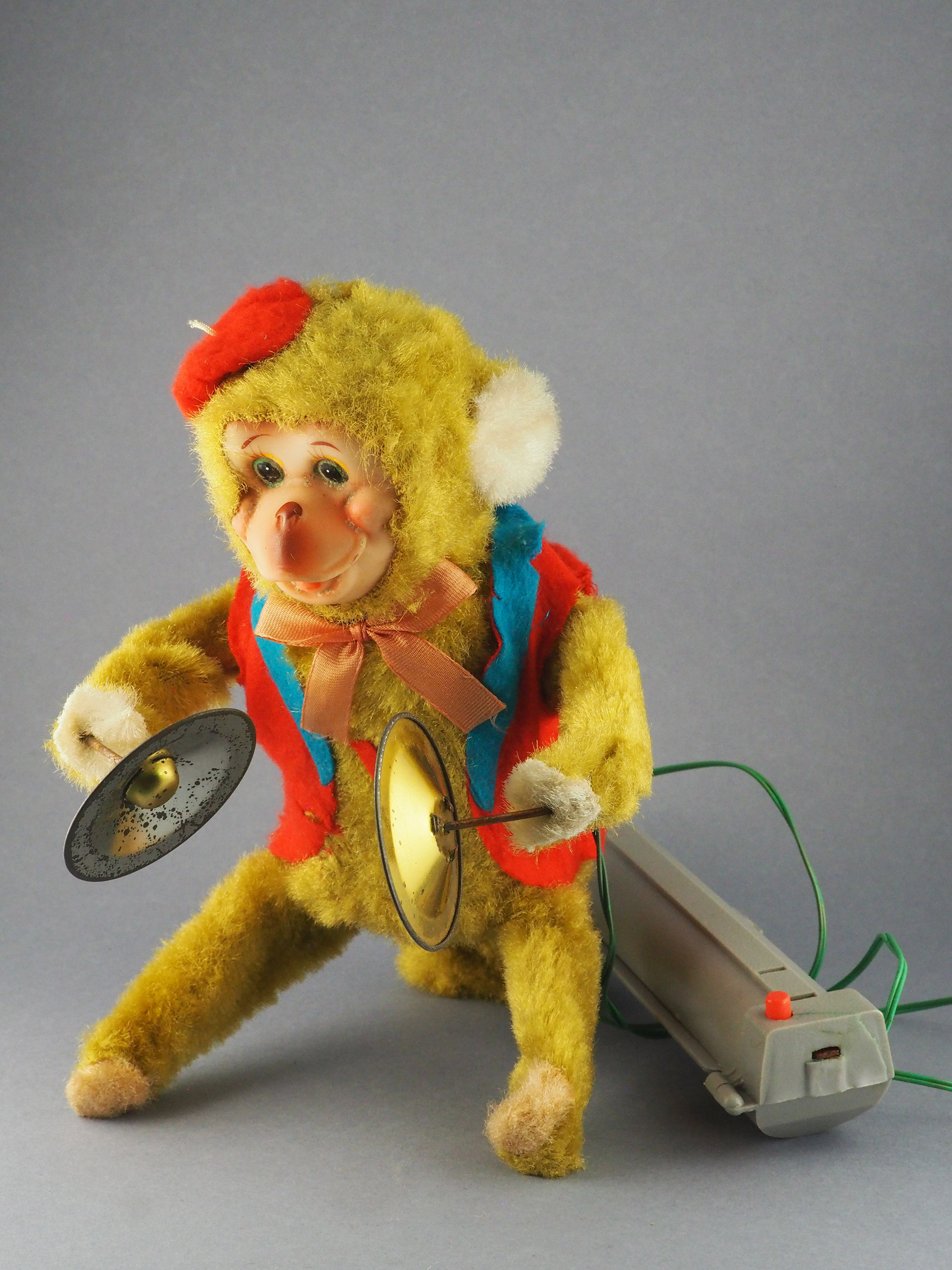PEPI Tumbling Monkey with Cymbal photo 1