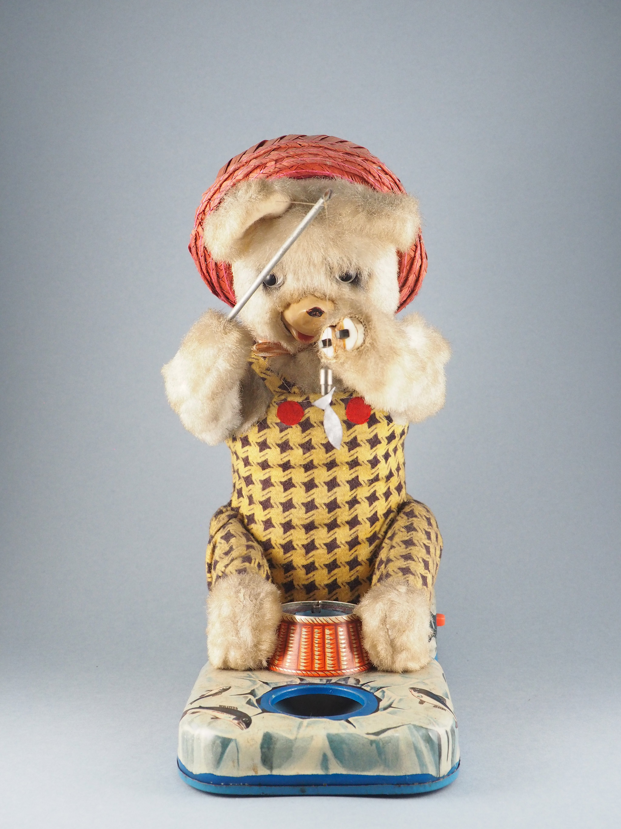 Fishing Bear photo 2