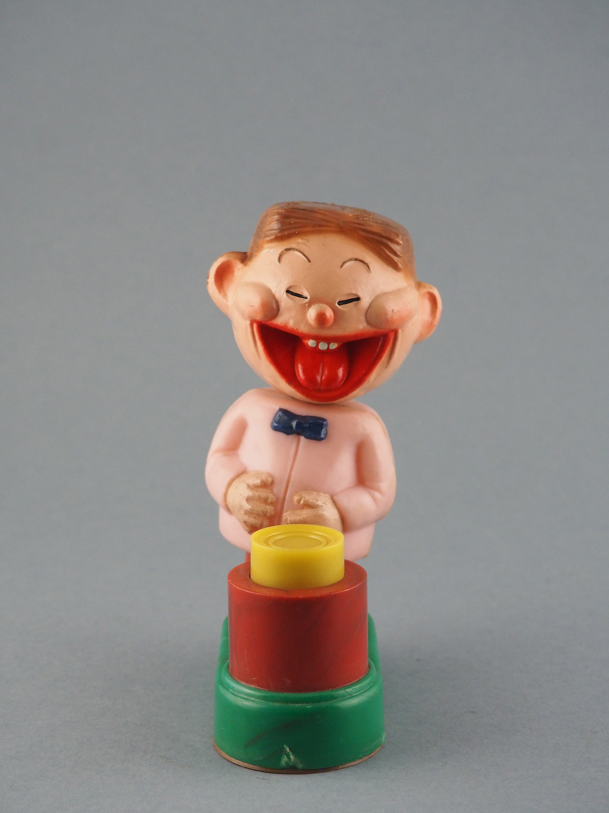 Boneco que Ri photo 1