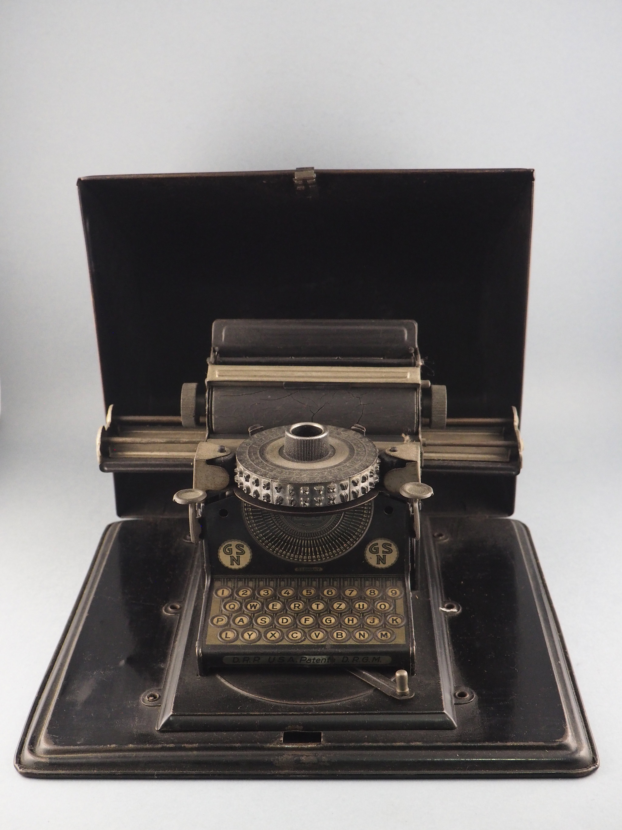 Junior Typewriter photo 3